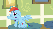 Rainbow Dash splays out wing S2E16