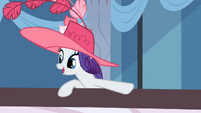 Rarity enjoy wonderbolt show S2E9