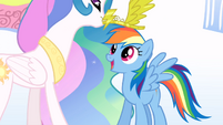 Celestia crowns Rainbow Dash S1E16