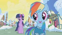 Rainbow Dash greets Twilight S1E11