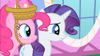 Pinkie walks up to Rarity S1E25