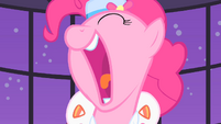 Pinkie Pie about to finish her song S1E26