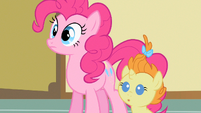 Pinkie Pie watching bad news S2E13