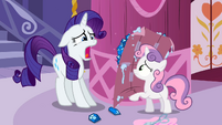 Rarity shocked because Sweetie Belle used her gems S2E05