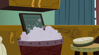 Washboard and bubble bath S2E5