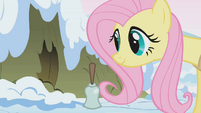 Fluttershy waking up porcupines S1E11