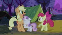 Sweetie Belle hugging Applejack's foreleg S2E05