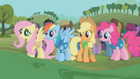 The ponies await the mayor's words S1E11