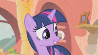 Twilight looks at Spike S01E11