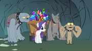 Rarity driving the dogs crazy S1E19.png