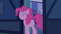 Pinkie Pie happy with herself S2E13