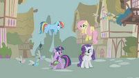 Twilight suggests a spell to stop the parasprites S1E10