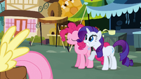 Rarity smiling for Fluttershy S2E19