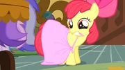 Apple Bloom's improvised dress S1E12