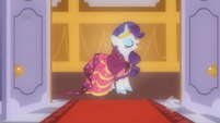 Rarity fantasizing about Prince Blueblood S1E26