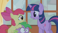 Apple Bloom on Spike's head S1E09