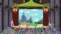 Audience cheers when Equestria flag is planted onstage S2E11