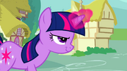 Twilight confidently using her magic S2E24