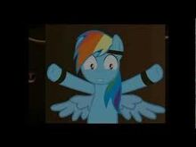 Rainbowdash gefesselt