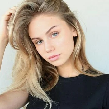 Chloe Knight | Model Hogwarts Wiki | Fandom