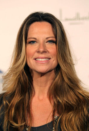 Mo Collins | Modern Family Wiki | Fandom
