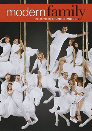 Amazon.co.jp: Modern Family - Season 1-5 [DVD][Import] : DVD