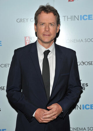 Greg Kinnear Family