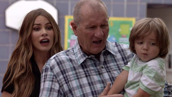 Jay Pritchett Modern Family Wiki Fandom Jay Pritchett Modern Family Wiki Fandom