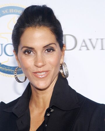 Jami gertz photos