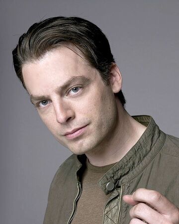 Justin Kirk Modern Family Wiki Fandom