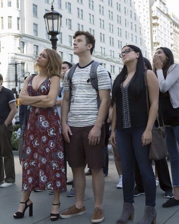 A Tale Of Three Cities Modern Family Wiki Fandom A Tale Of Three Cities Modern Family Wiki Fandom