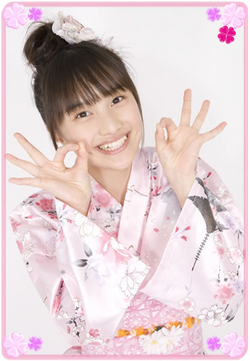 kanakoページ Momoiro Clover Z's Kanako Momota: 4 cute and grown-up sandal