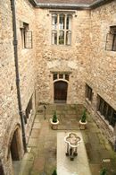 Fountain Court - geograph.org.uk - 1007789