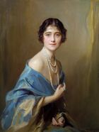 Philip de László - Elizabeth Angela Marguerite Bowes-Lyon 1925
