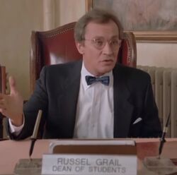 Dean Russel Grail 13