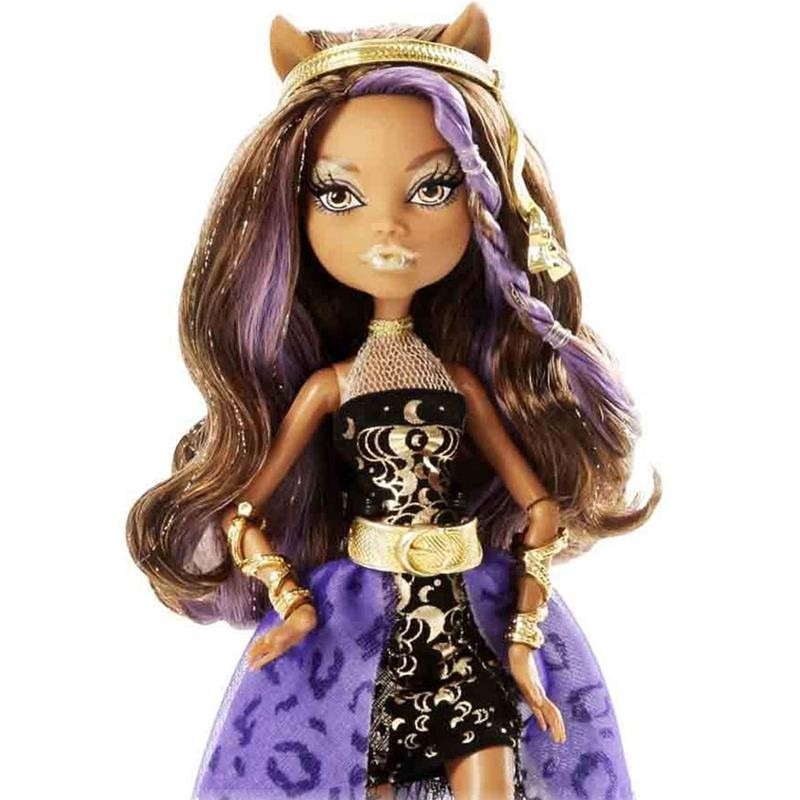 Boneca monster high antigas