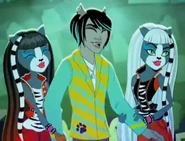 The sisters with a werewolf in Fright On!