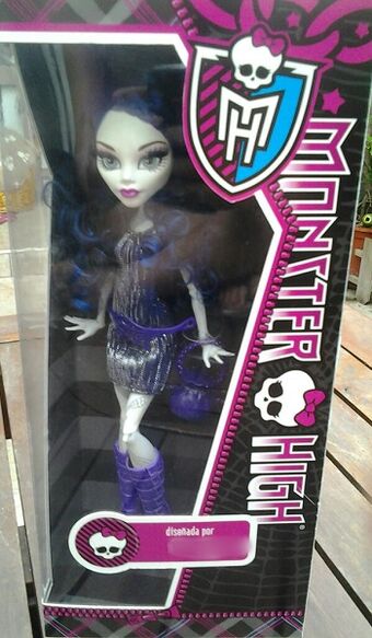 create your own monster high doll