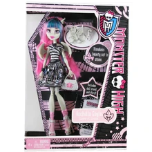 Rochelle-Between-Classes-2