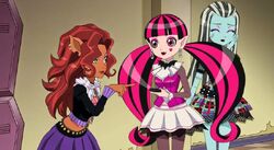 ɢʏᴏᴍᴇɪ  Monster high characters, Slayer anime, Anime