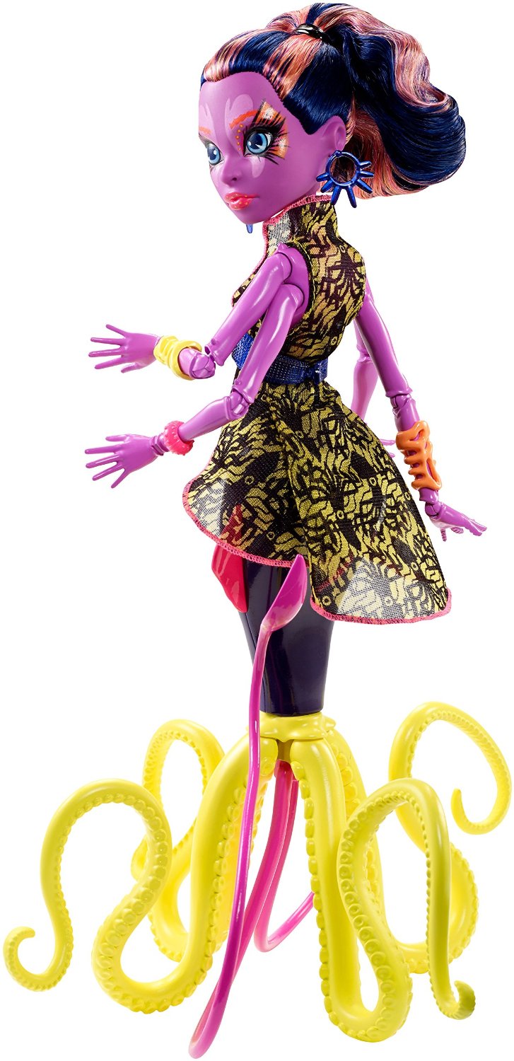 Monster high best sale scarrier reef dolls
