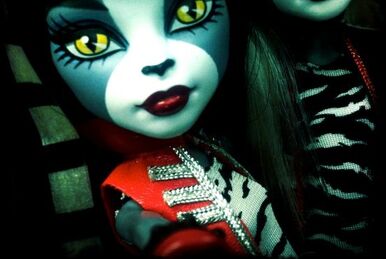 Meowlody (G1)/merchandise | Monster High Wiki | Fandom