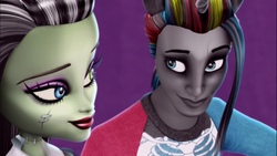 Monster high frankie and neighthan sale