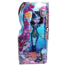 Clawdeen-Great-Scarier-Reef-Glowsome-ghoulfish-2