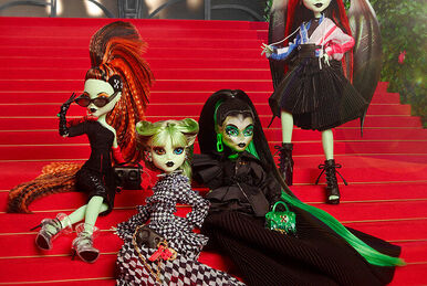 Monster High Boo-riginal Creeproduction wave 2 dolls 2024 Spectra  Vondergeist, Abbey Bominable and Ghoulia Yelps 