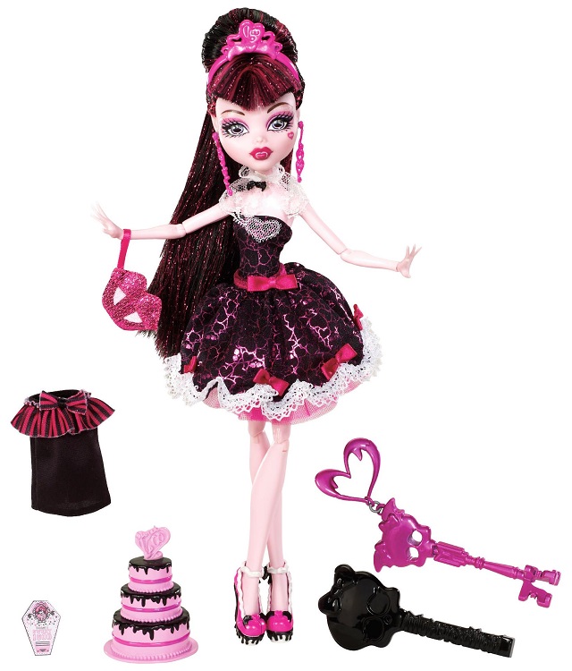 Draculaura, Monster High Wiki