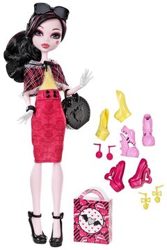 Monster High Cleo De Nile Doll and Shoe Doll Collection
