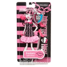 Y0398-Monster-High-Draculaura-Fashion-Pack-1