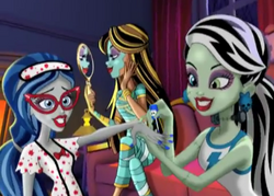 LET'S TALK!! MONSTER HIGH GHOULUXE GHOULIA YELPS DOLL REVEALED