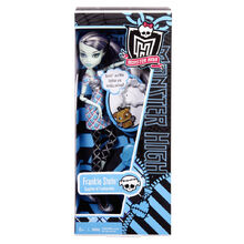 Frankie-Killer-Style-Doll-2.jpg